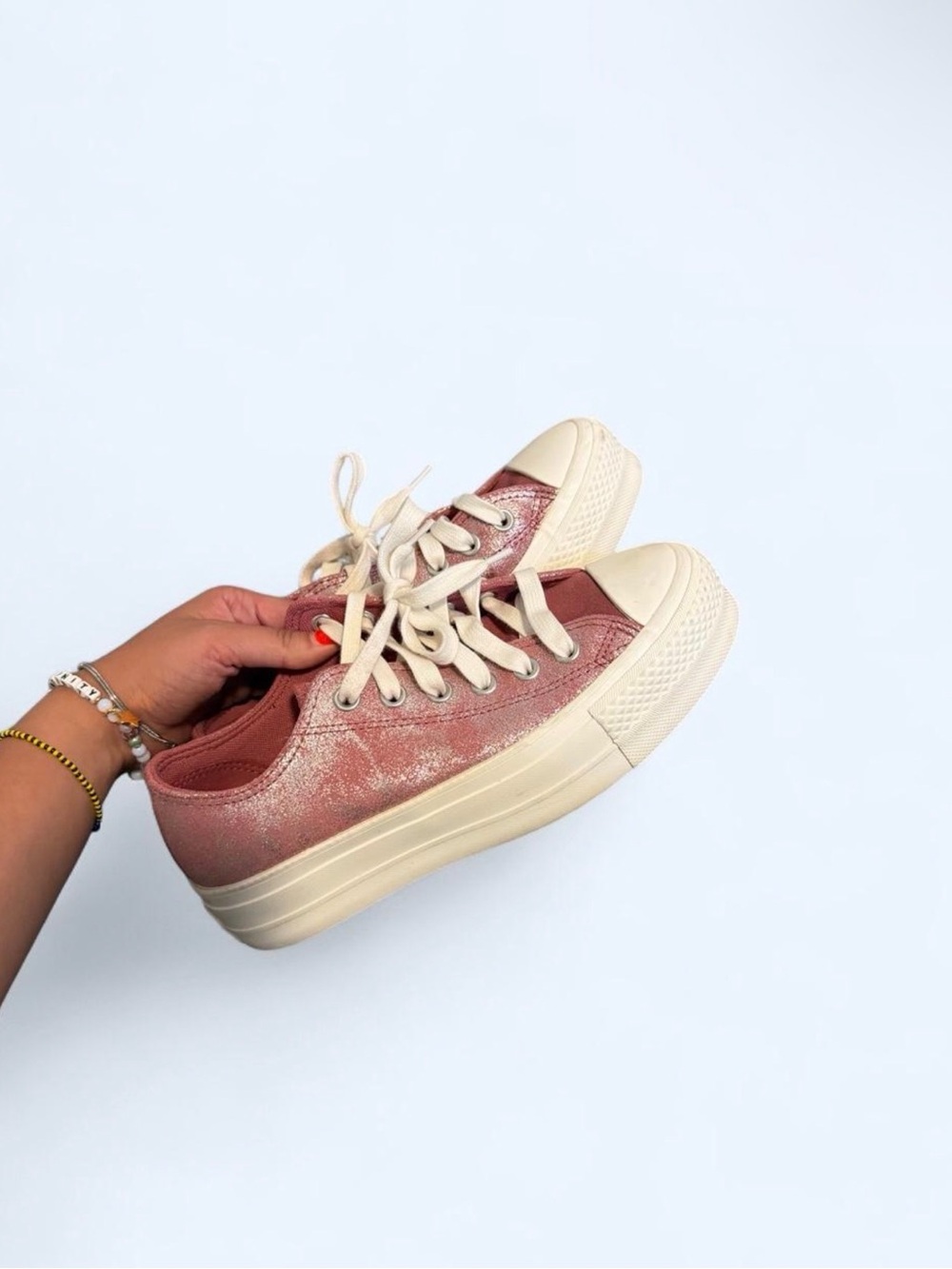Converse Women's Low-Top Velvet Sneakers in Blush Pink and Cream